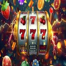Suasana tim profesional pacmantoto yang melayani pengguna dengan ramah